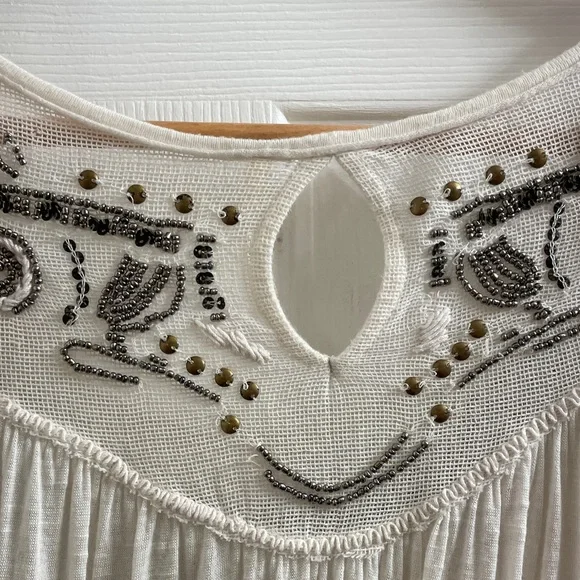 Free People Boho Yummy Slub Ivory Embellished Beaded Sequin Top Size XS - Picture 8 of 13